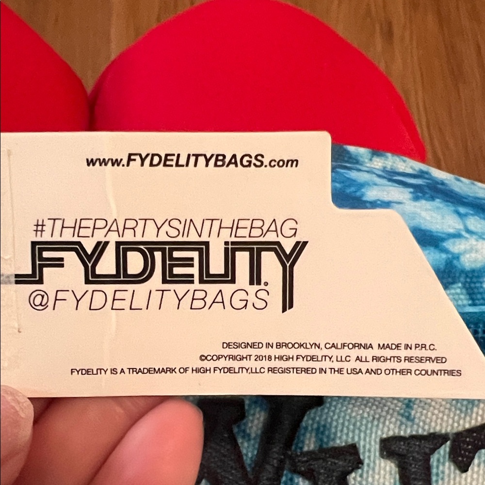 ( 0316) Unisex Blue Tie-Dye Fanny Pack W/ WHT Horse Art - Picture 4 of 16